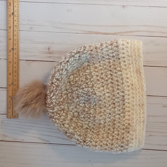 Hand crocheted beanie with a faux fur pom and cowl scarf set - Picture 8 of 9